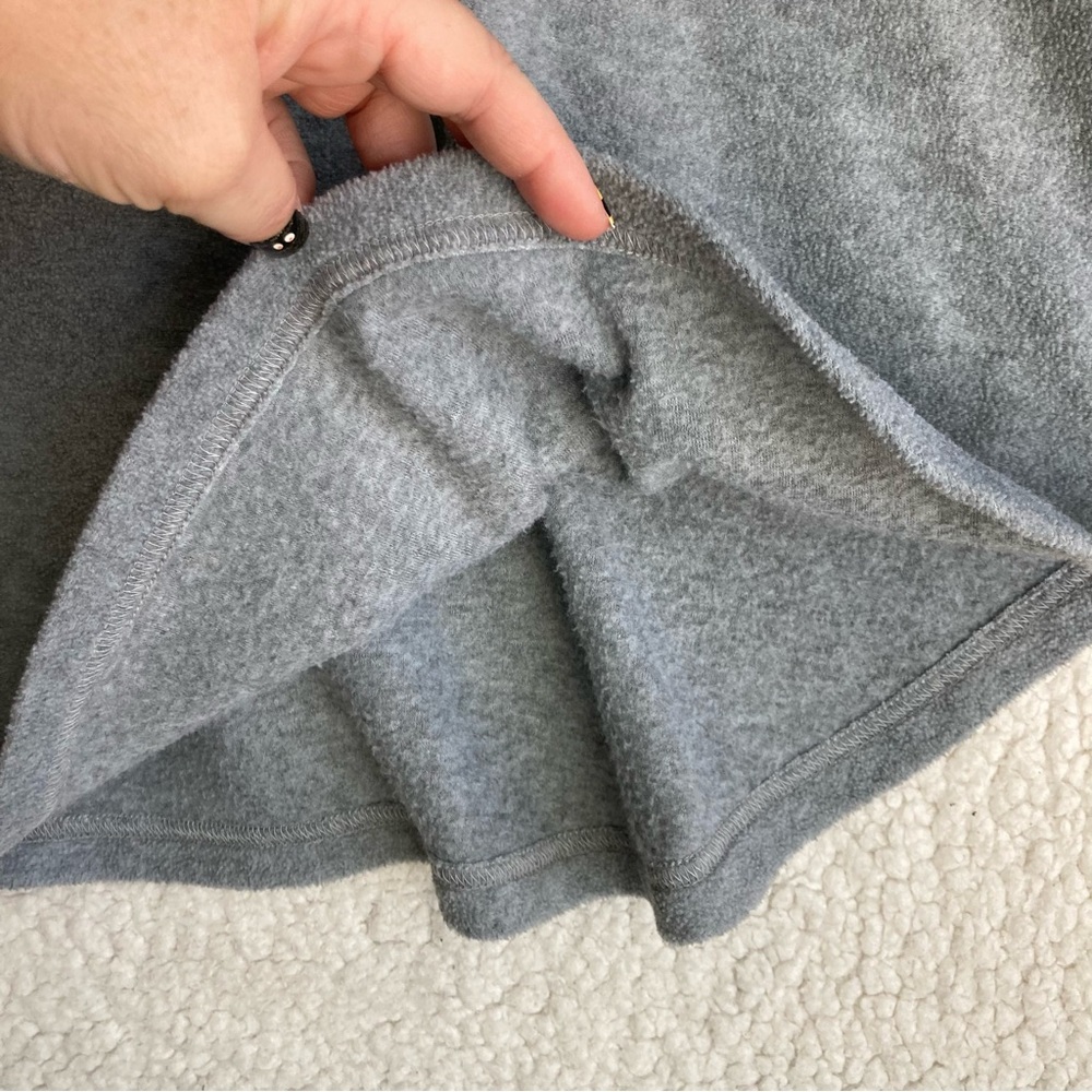 ellos Women's cowl neck fleece gray poncho, Sz 18/20 - Picture 17 of 17